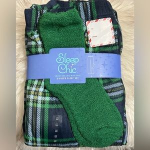 Women's Pajamas and Cozy Socks!!!'😍